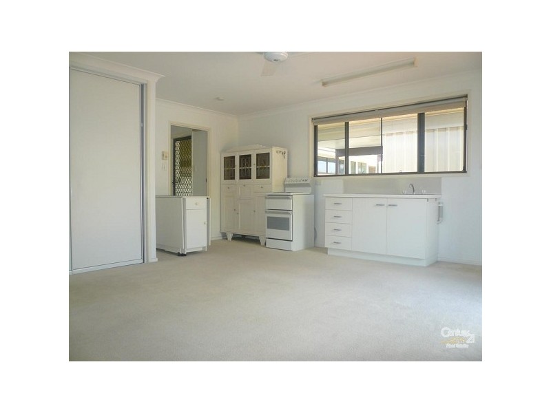 Avenell Heights QLD 4670
