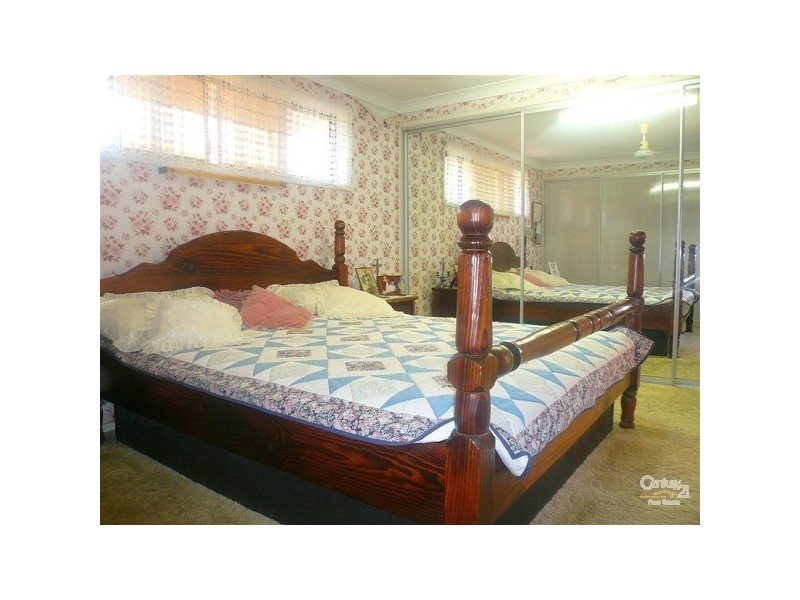 Avenell Heights QLD 4670