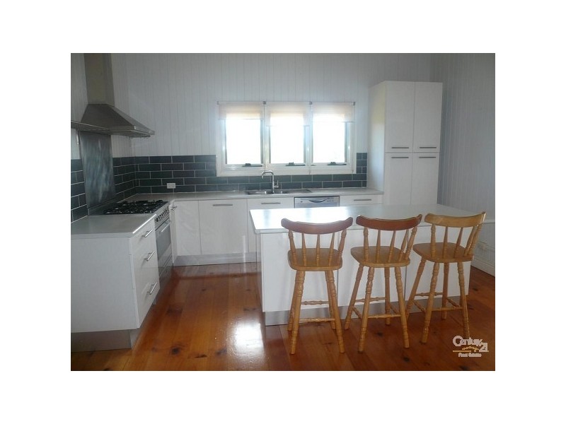 Avenell Heights QLD 4670