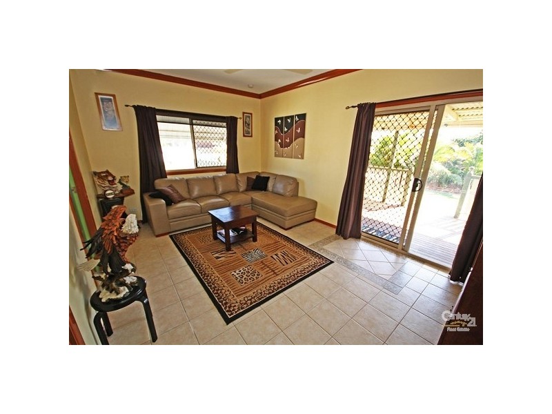 Avenell Heights QLD 4670