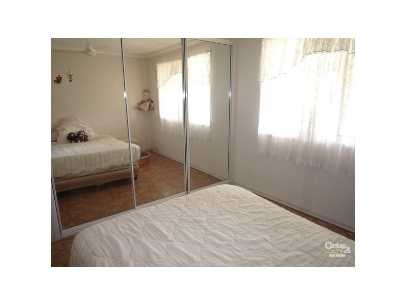 15 Leilani Court    off Pharlap Pde, Branyan QLD 4670