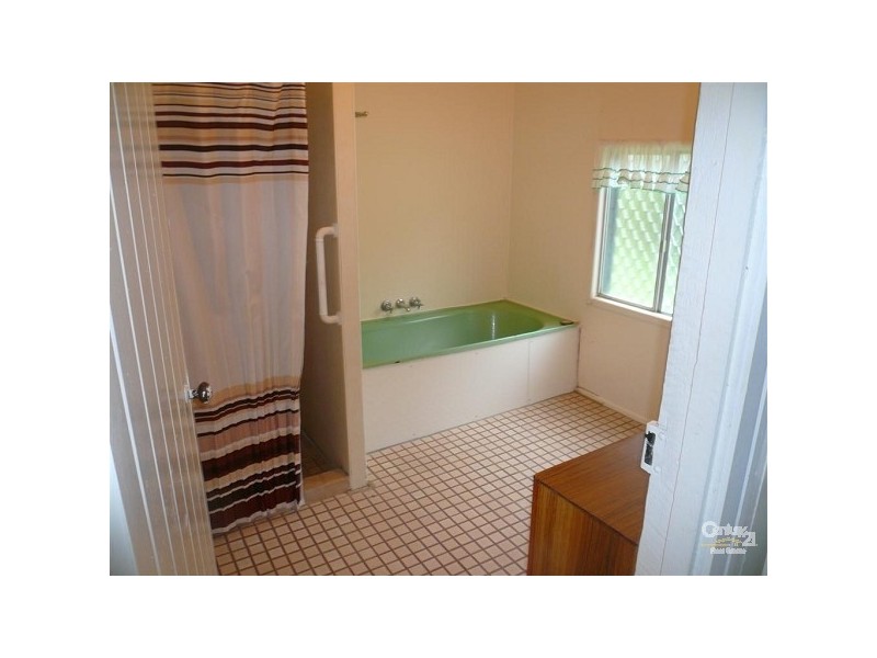 39 Steuart Street, Bundaberg North QLD 4670