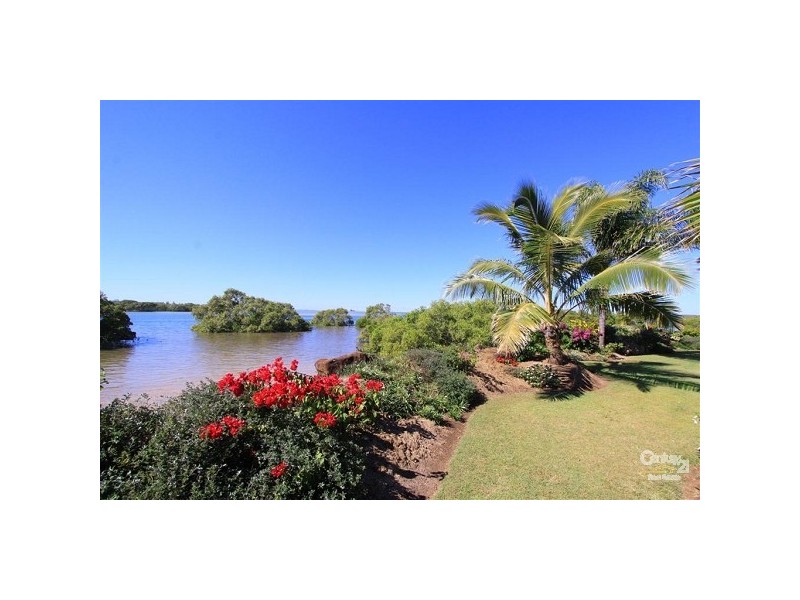1 Mitchell Street,, Elliott Heads QLD 4670