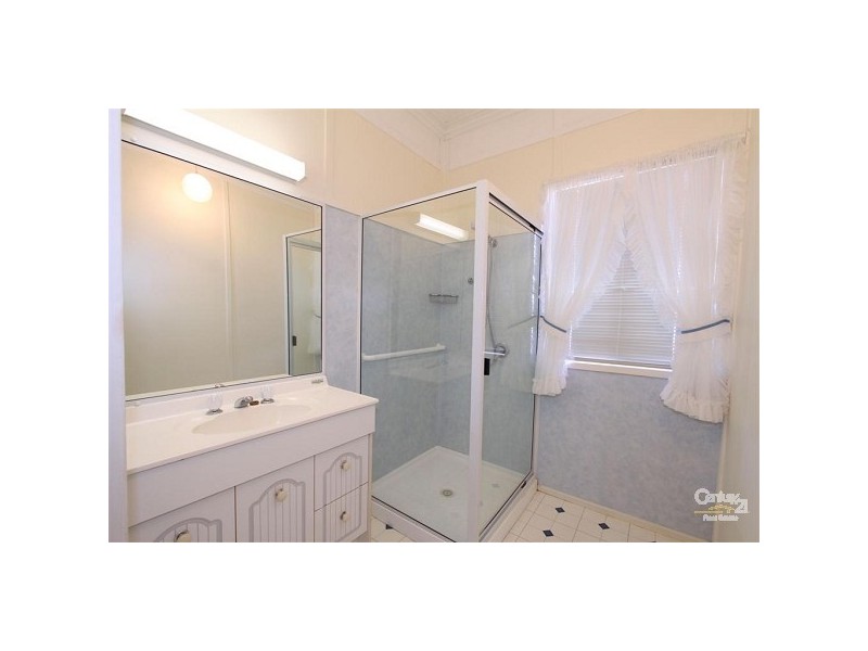 348 Bourbong Street, Millbank QLD 4670