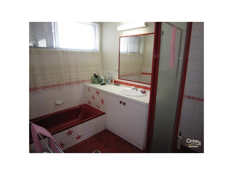 24 Loeskow Street, Bundaberg North QLD 4670