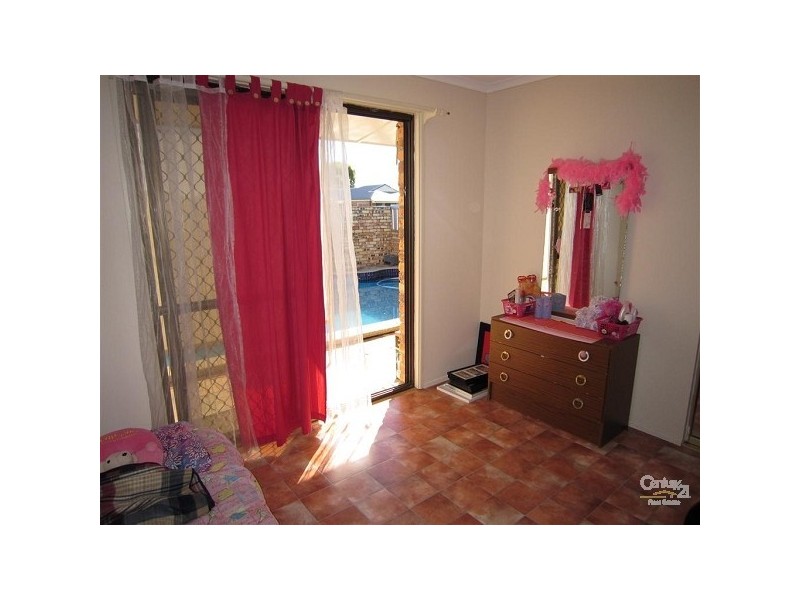 24 Loeskow Street, Bundaberg North QLD 4670