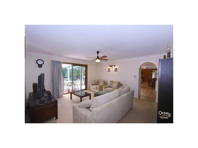 Avenell Heights QLD 4670