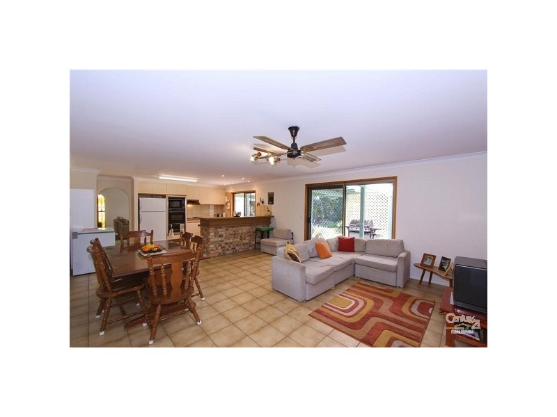 Avenell Heights QLD 4670