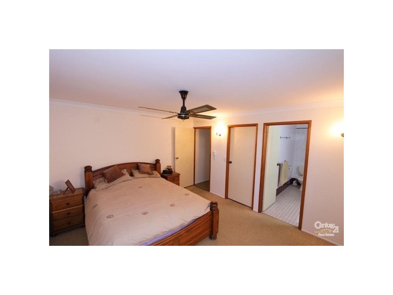 Avenell Heights QLD 4670