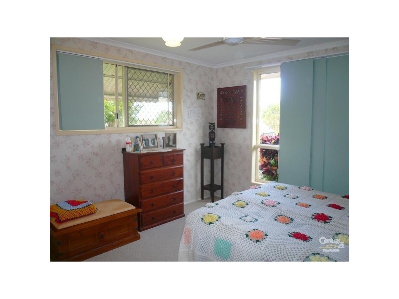 Avenell Heights QLD 4670