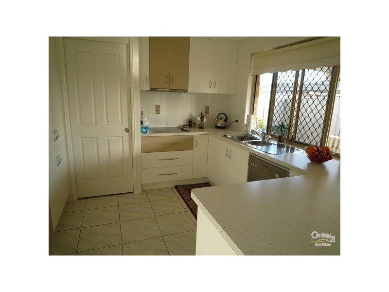 Avenell Heights QLD 4670