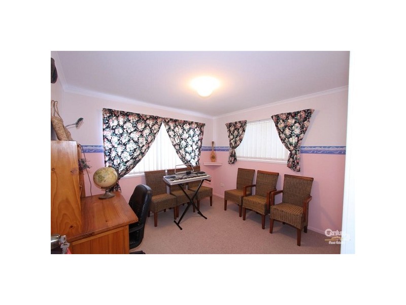 Avenell Heights QLD 4670