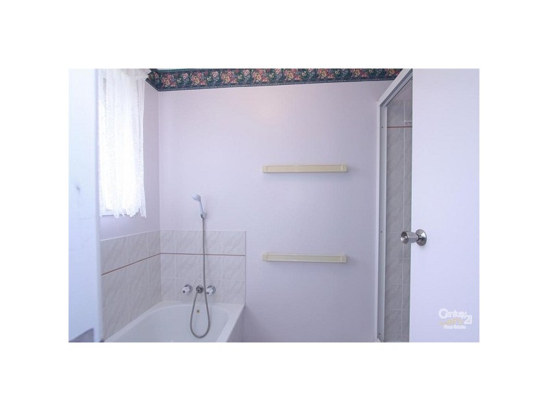 Avenell Heights QLD 4670