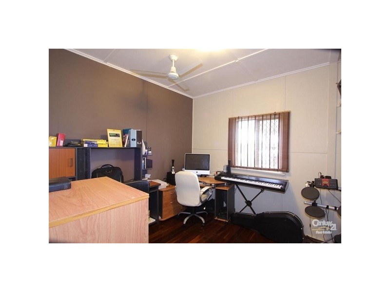 Avenell Heights QLD 4670