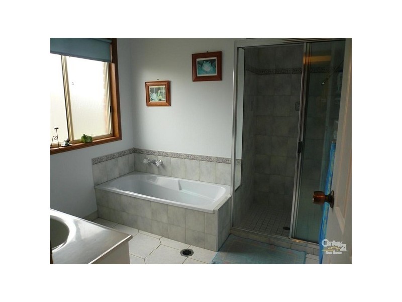 26 Mariners Way, Bundaberg North QLD 4670