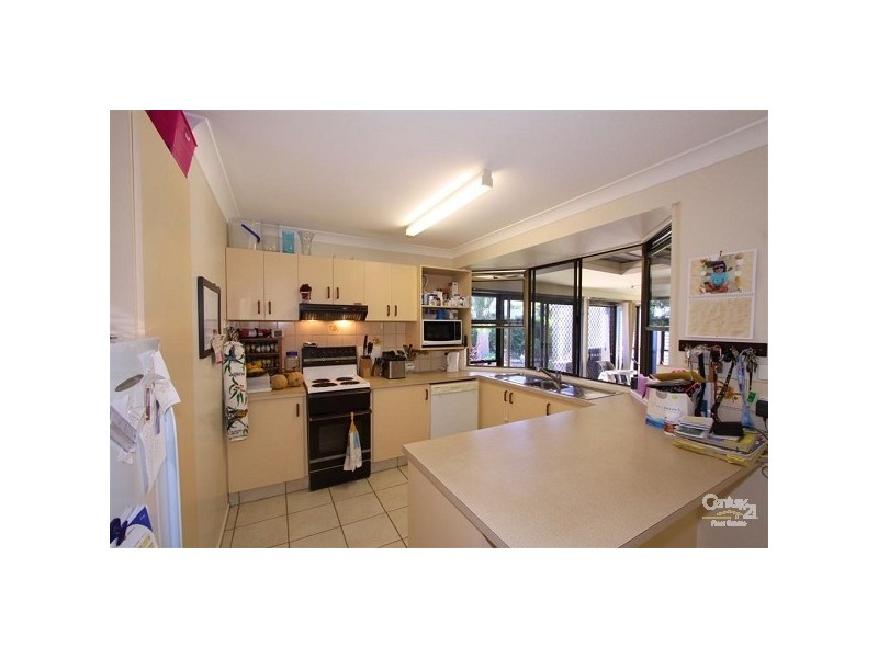 Avenell Heights QLD 4670