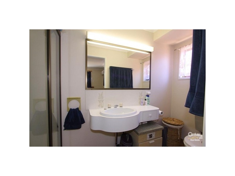 Avenell Heights QLD 4670