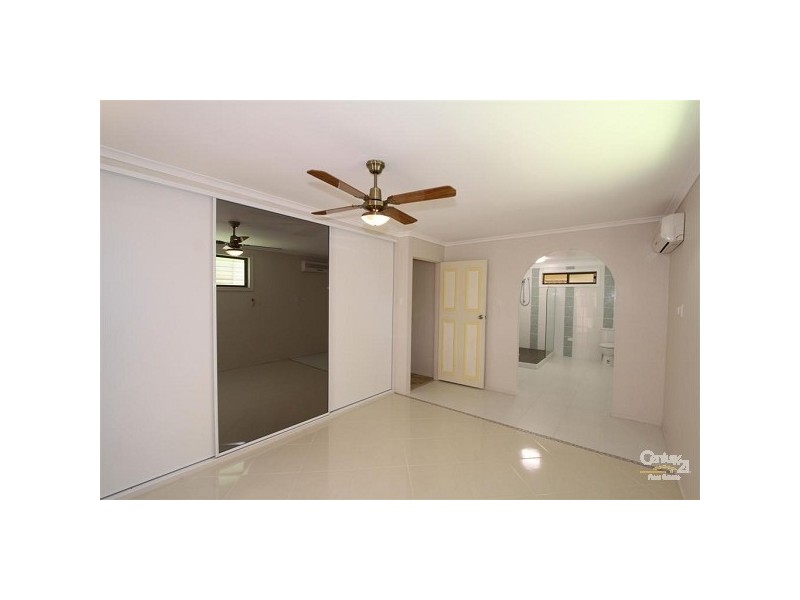 Avenell Heights QLD 4670