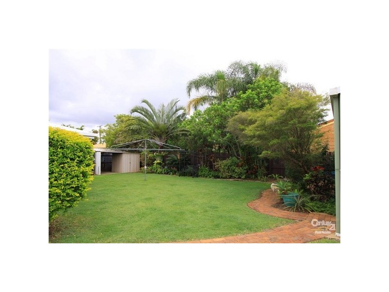 28 Hay Street west, Avenell Heights QLD 4670