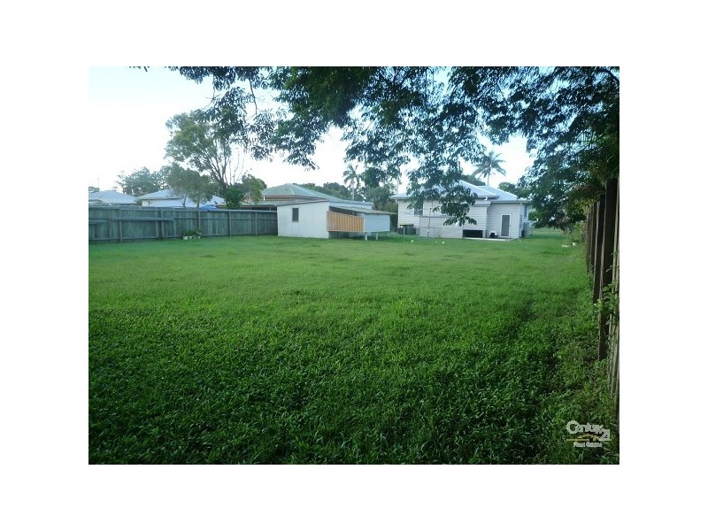 16 River Terrace, Millbank QLD 4670