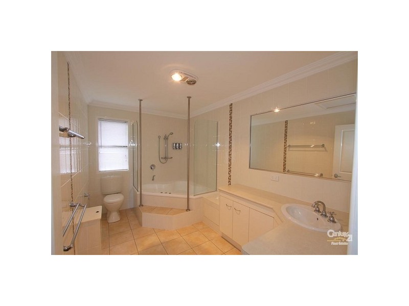 Svensson Heights QLD 4670