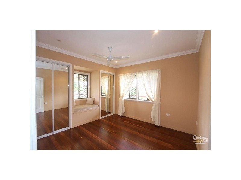 Svensson Heights QLD 4670