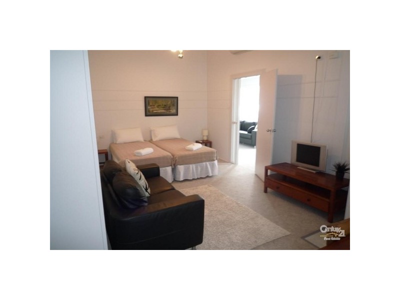 77 Woondooma Street, Bundaberg West QLD 4670