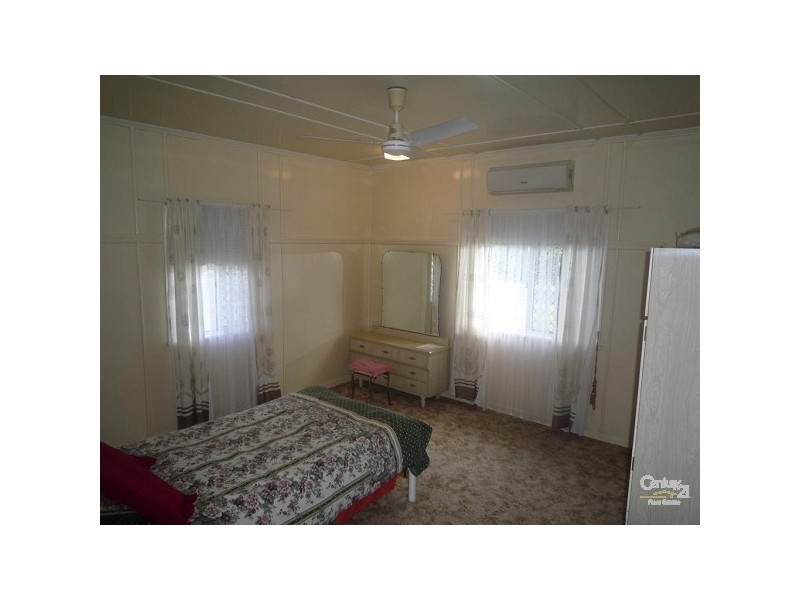 10 Joyce Street, Svensson Heights QLD 4670