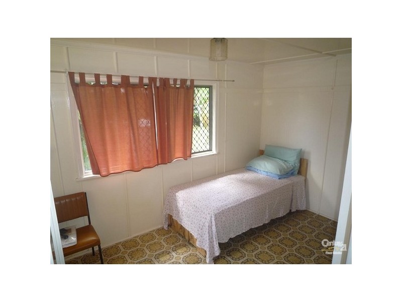 10 Joyce Street, Svensson Heights QLD 4670