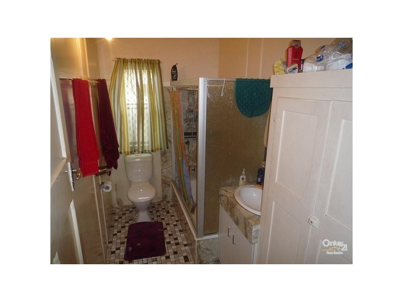 10 Joyce Street, Svensson Heights QLD 4670