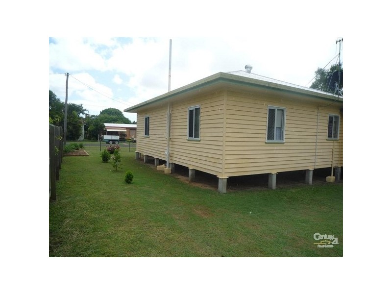 10 Joyce Street, Svensson Heights QLD 4670