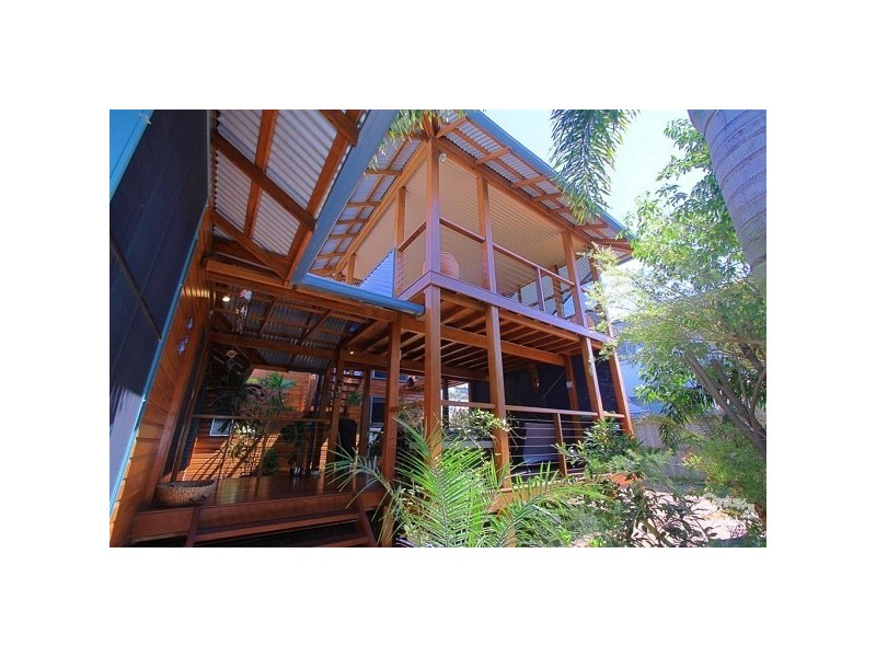 18 Esplanade, Innes Park QLD 4670
