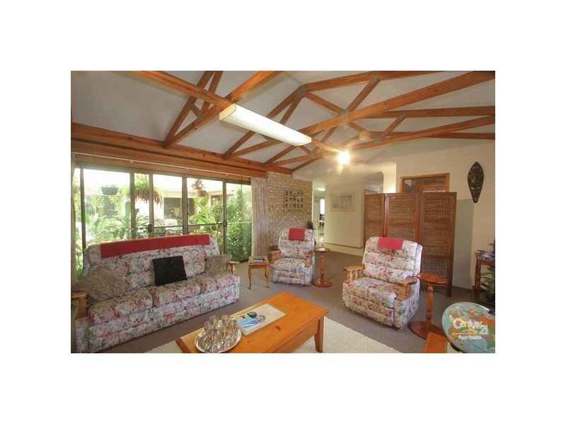 3 McGill Crescent, Avenell Heights QLD 4670