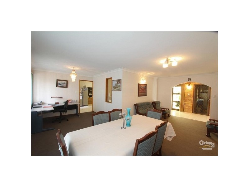 3 McGill Crescent, Avenell Heights QLD 4670