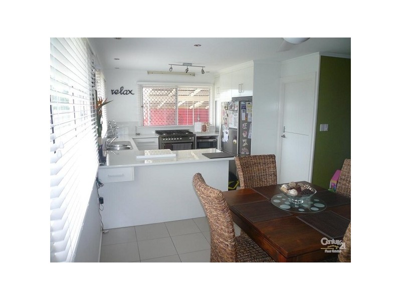 Avenell Heights QLD 4670