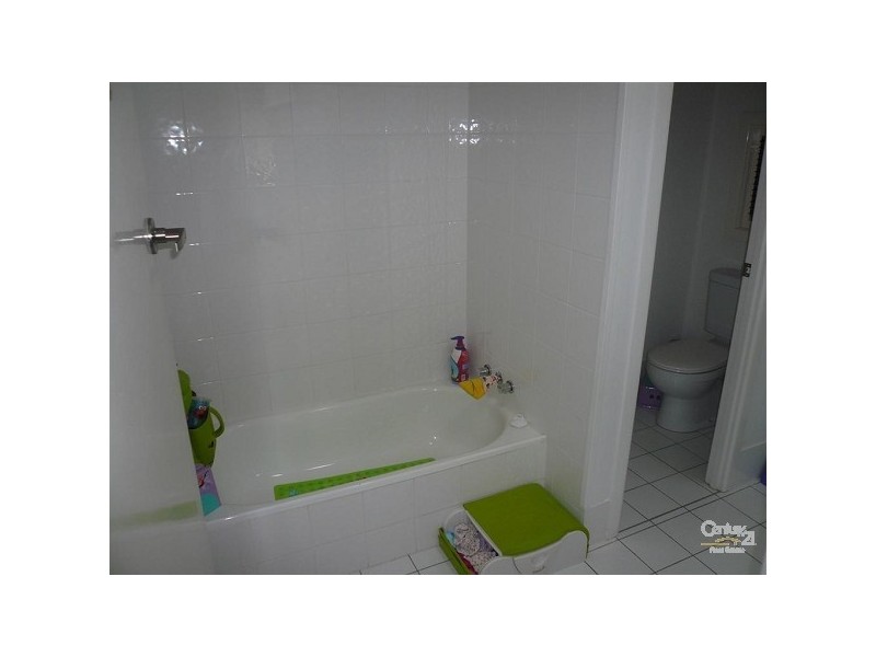 Avenell Heights QLD 4670