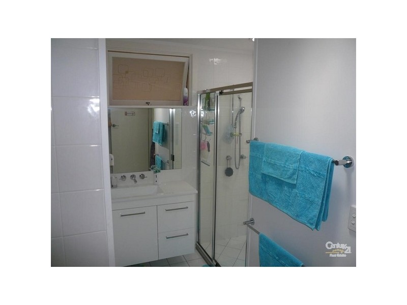 Avenell Heights QLD 4670