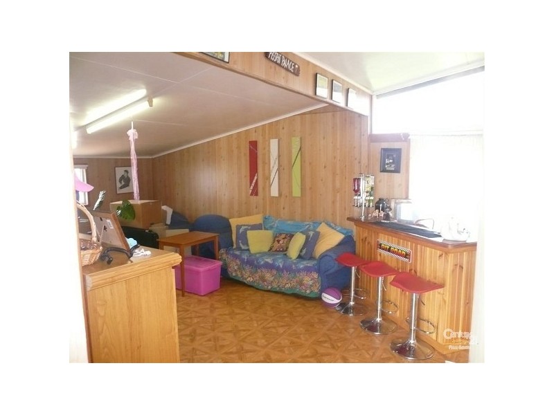 Avenell Heights QLD 4670