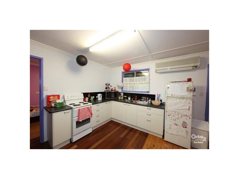 8 Loeskow Street, Bundaberg North QLD 4670