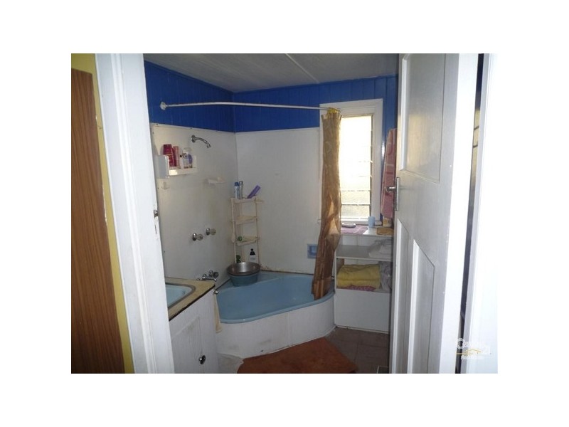 22 Powers Street, Bundaberg West QLD 4670