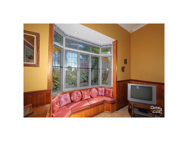 1 Moran Street, Svensson Heights QLD 4670