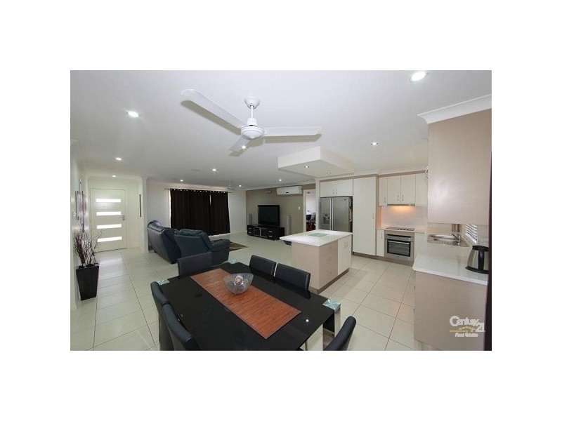 15b Lovers Walk, Thabeban QLD 4670