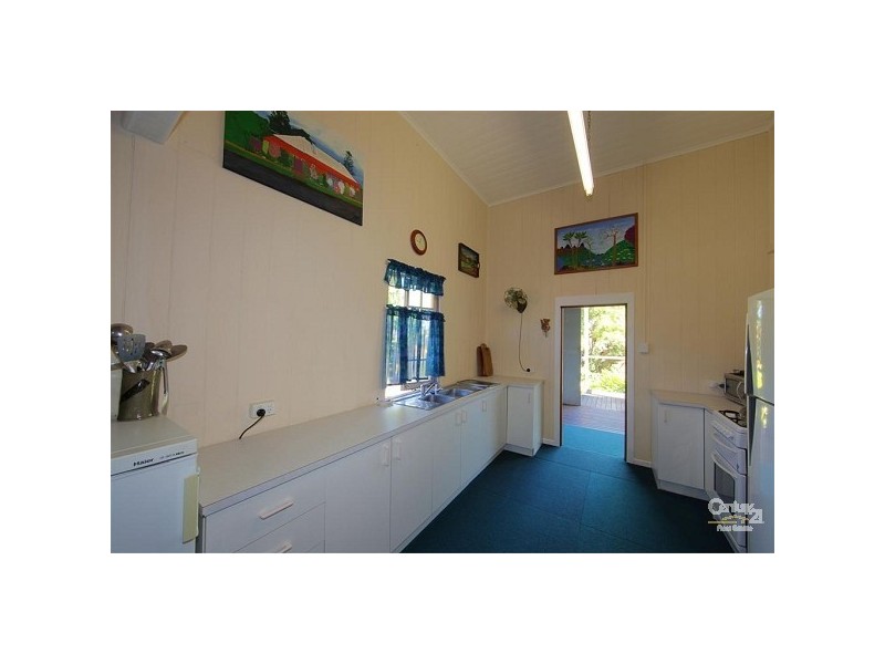 11 Queen Street, Cordalba QLD 4660