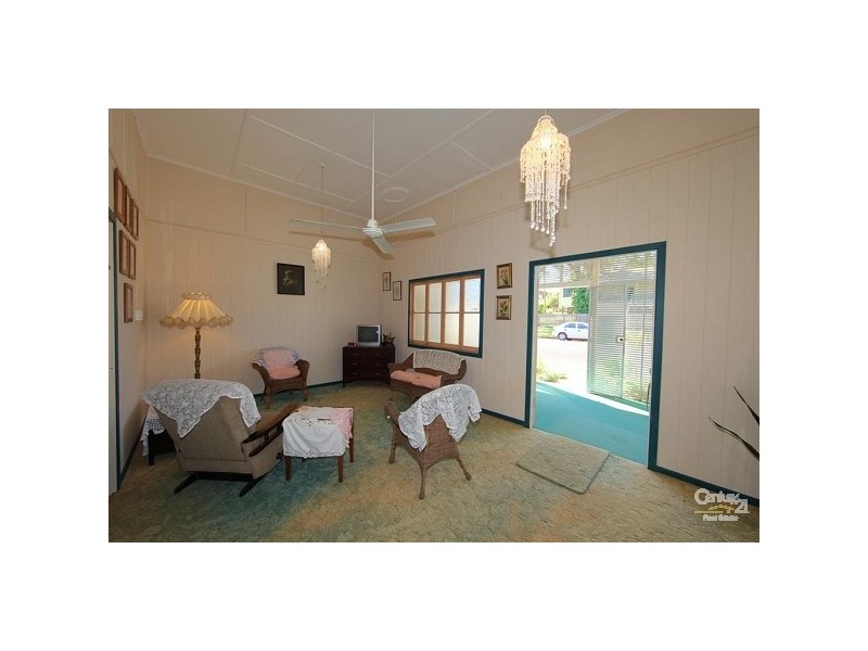 11 Queen Street, Cordalba QLD 4660