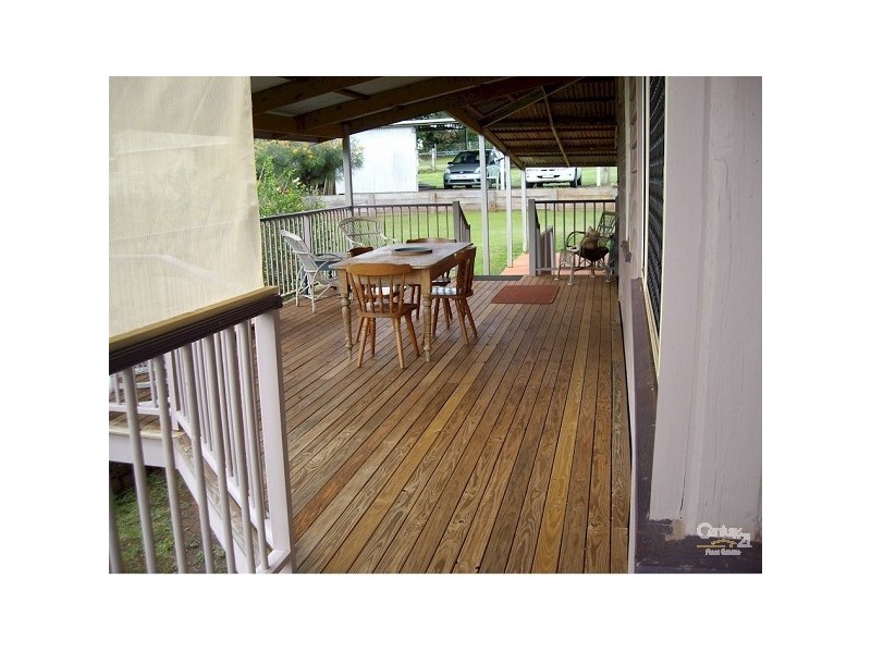 16 Queen Street, Cordalba QLD 4660