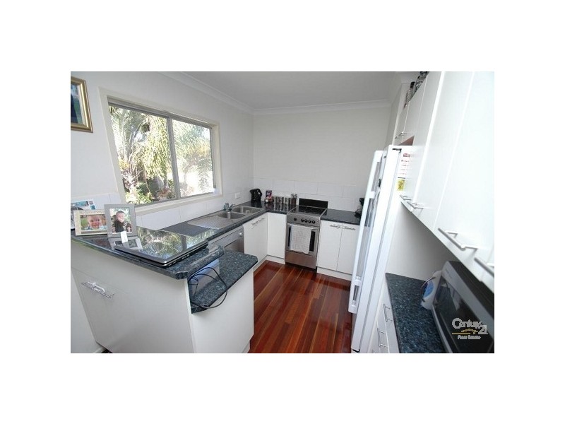 98 Avenell Street, Avenell Heights QLD 4670