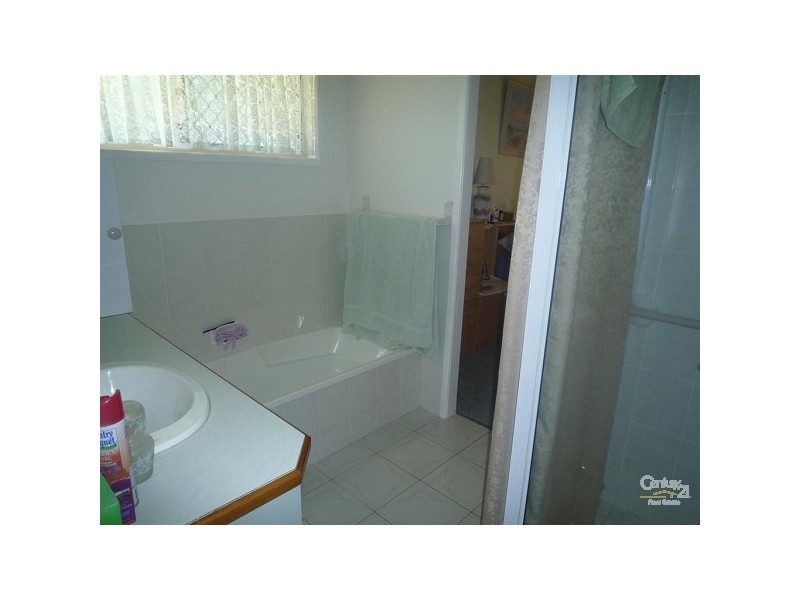 14 Ernie Pattison Drive, Avenell Heights QLD 4670