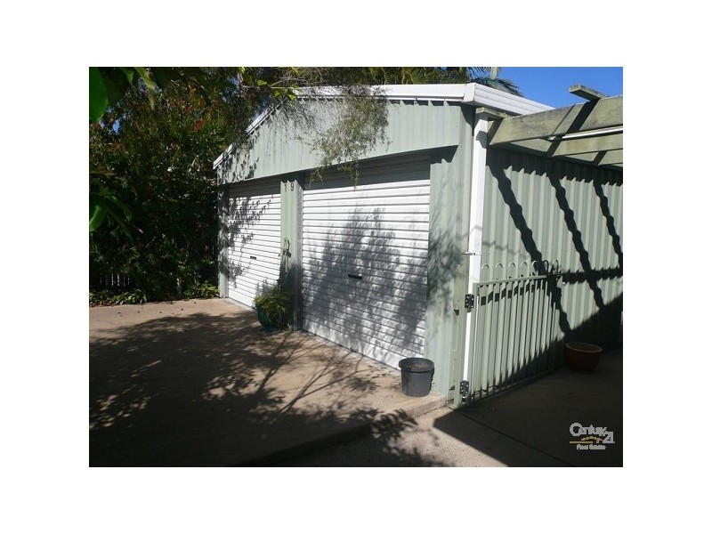 19 Poinciana Court, Moore Park Beach QLD 4670