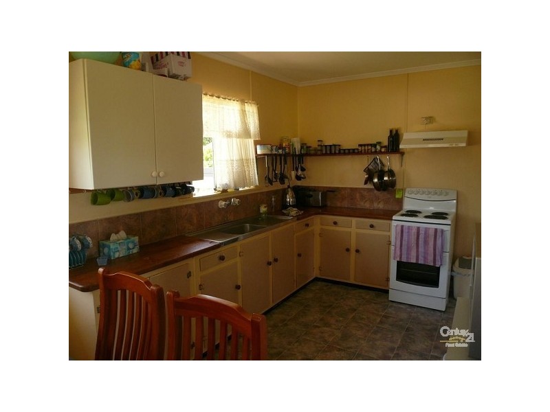 66 Scotland Street, Bundaberg East QLD 4670