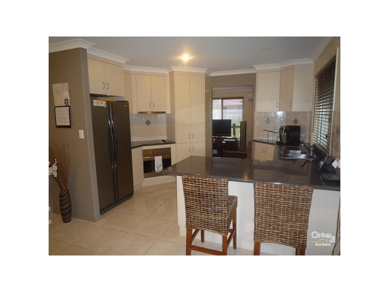 42 Santina Drive, Kalkie QLD 4670